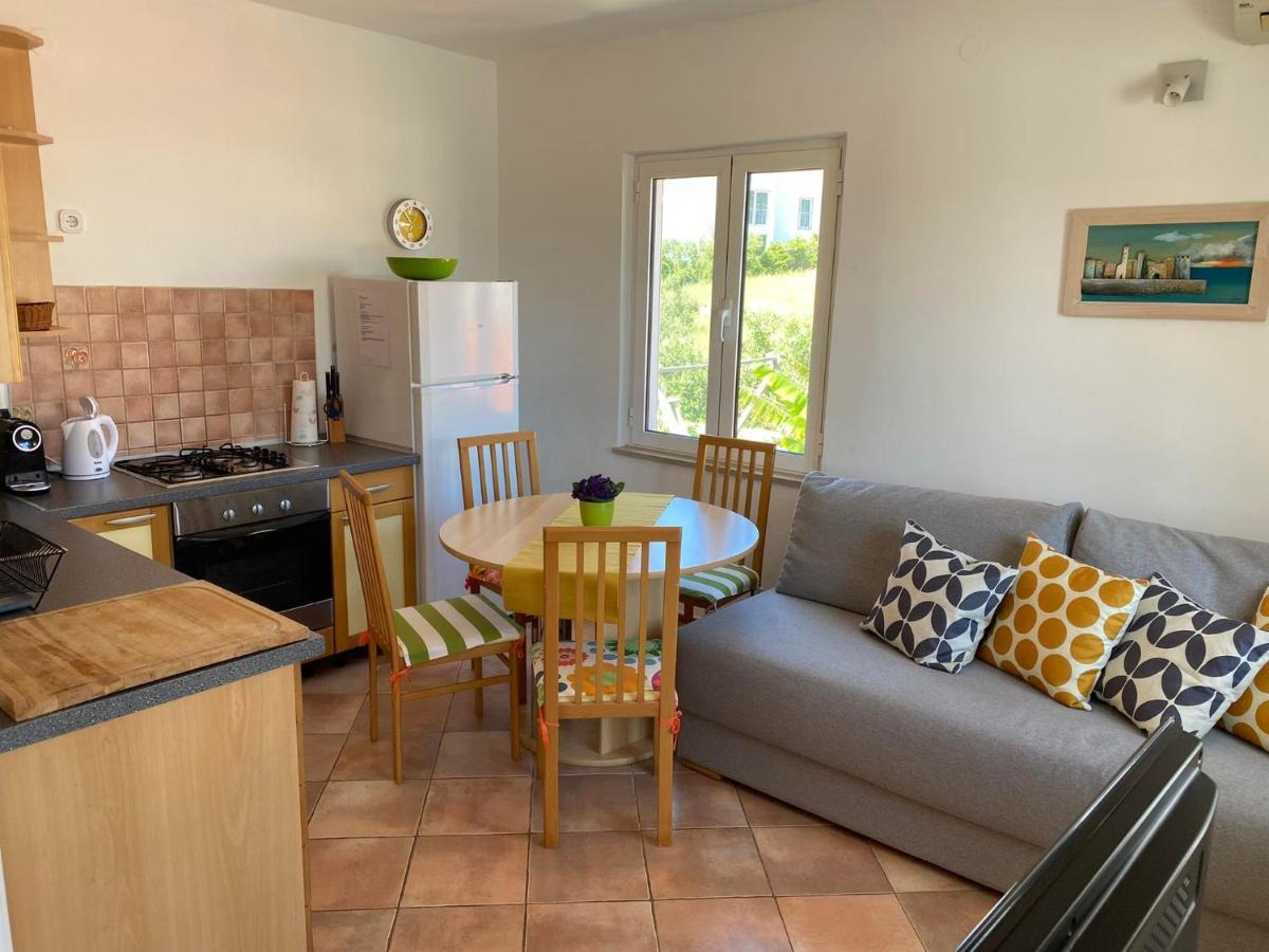 Terrace Apartment フヴァル エクステリア 写真