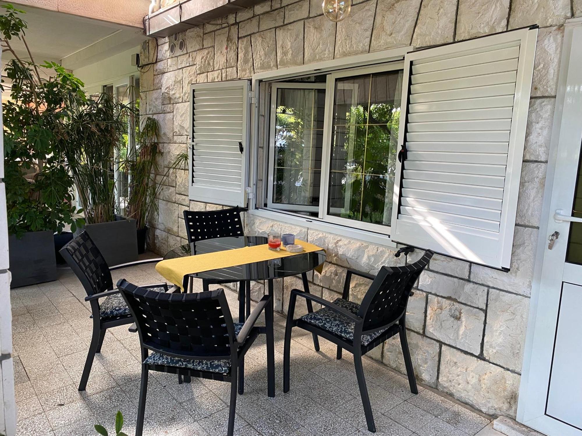 Terrace Apartment フヴァル エクステリア 写真